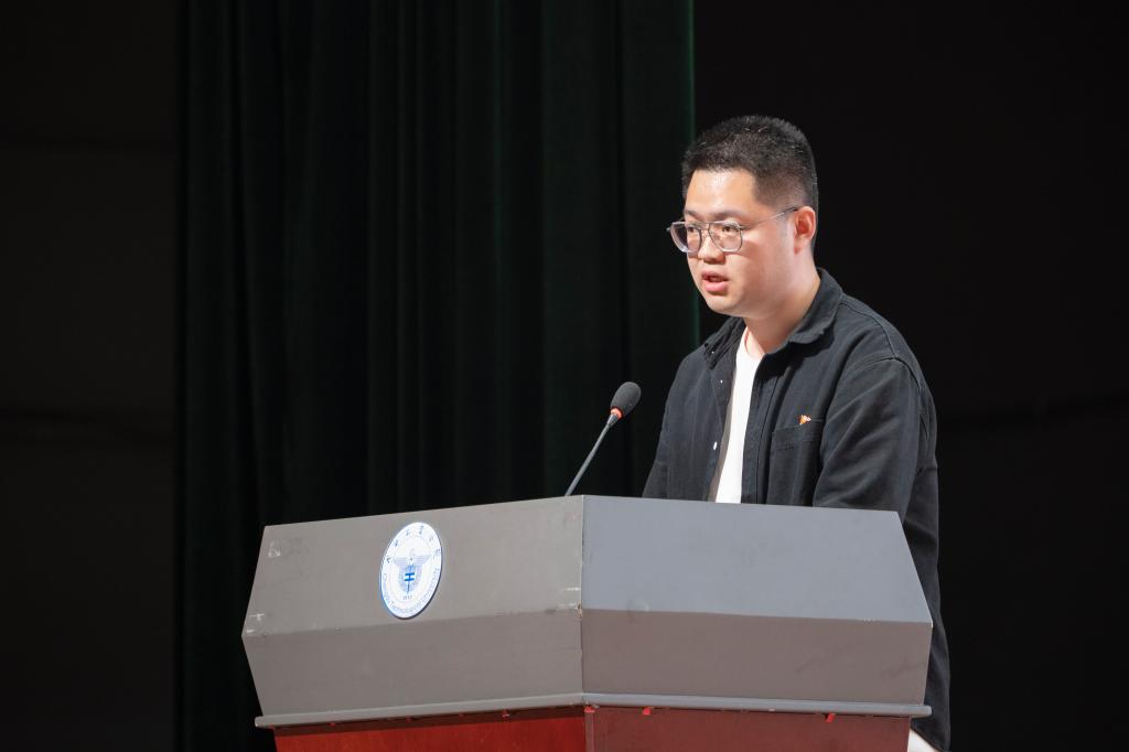 向西部再出发我校举行2024年四川省西部计划宣讲会